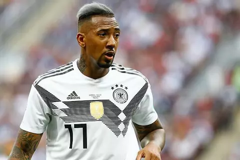 بواتينج يرحل عن لاسك لينز بعد فسخ عقده بالتراضي